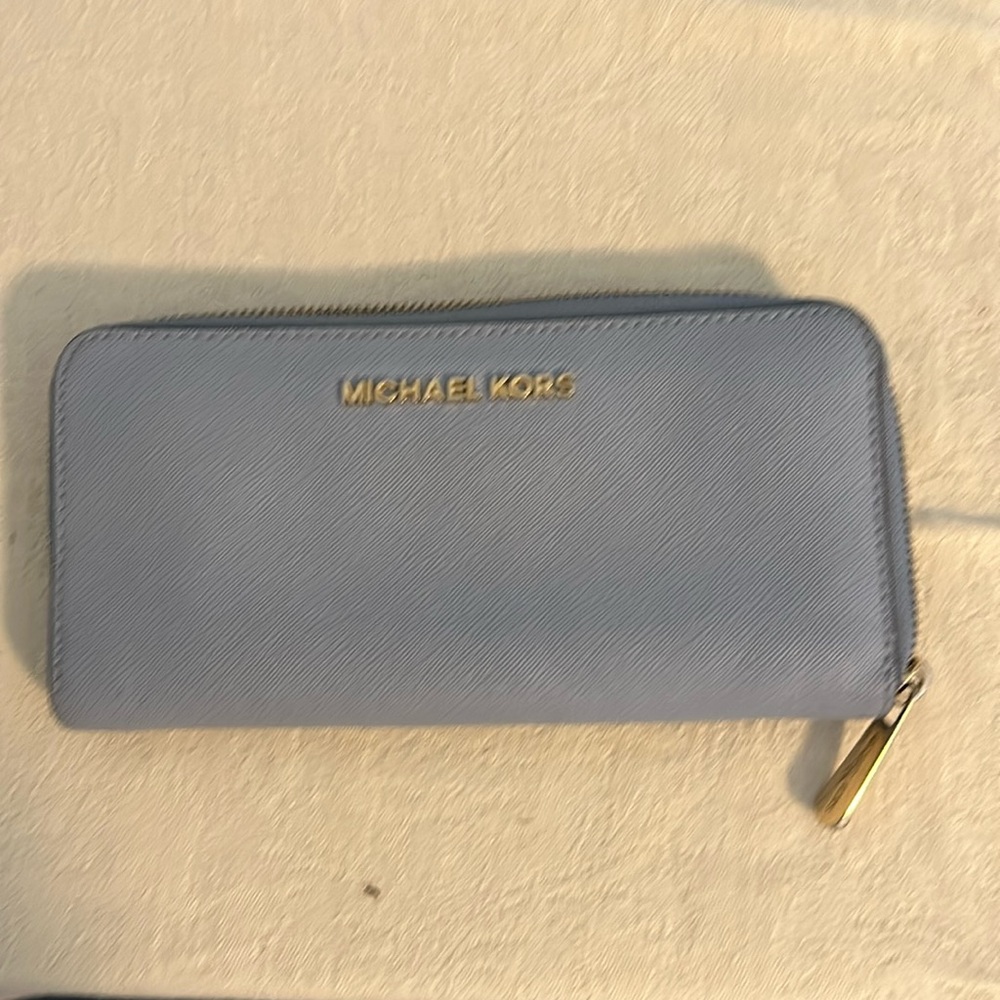 Micheal Kors wallet